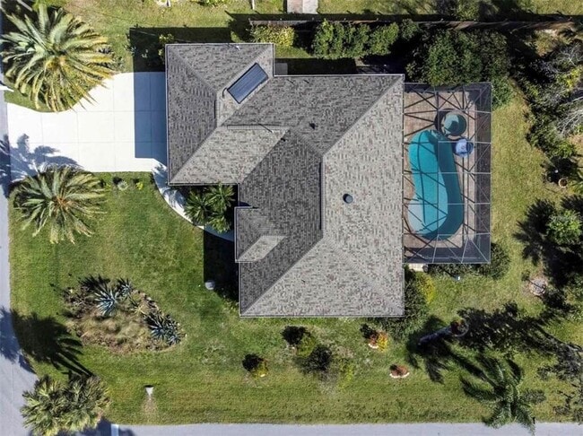 Building Photo - 15467 Gregus Ave