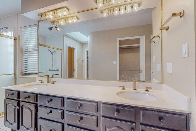Building Photo - ACADEMY RIDGE 2 Bedroom Plus Office   2 Ba...