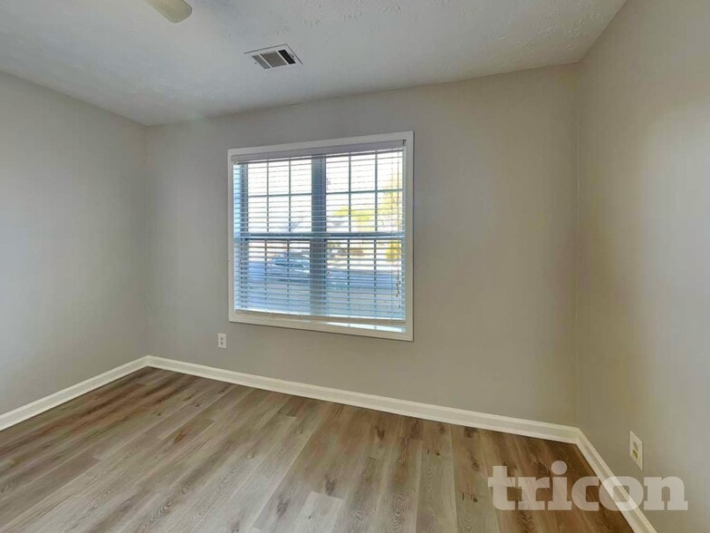 Building Photo - 2930 Arden Ridge Dr