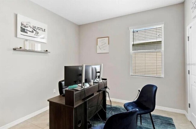 Building Photo - 13337 Waterleaf Garden Cir