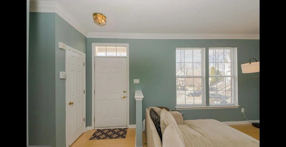 Building Photo - 9330 Owings Choice Ct