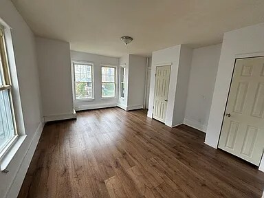 Building Photo - 164 Myrtle Ave