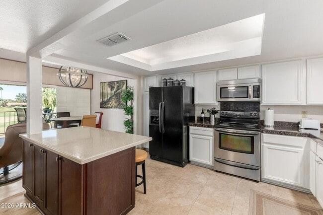 Building Photo - 7424 N Vía Camello Del Norte