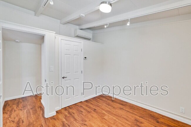 Building Photo - 1343 Torrance Ave