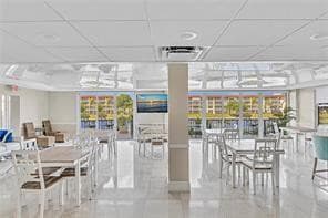 Building Photo - 1150 Hillsboro Mile