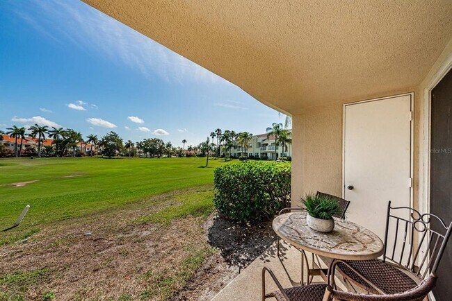 Building Photo - 6000 Bahia Del Mar Cir N