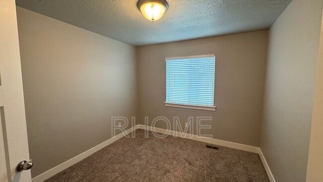 Building Photo - 3607 E Sapphire Creek Ln