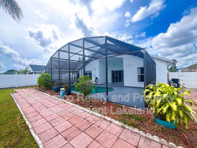 Building Photo - 3309 Verbena Ave