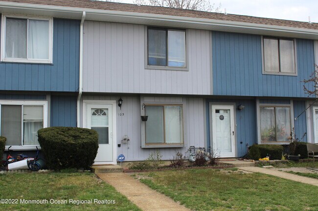 Primary Photo - 105 Creek Rd
