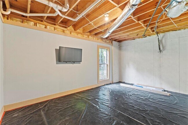 Building Photo - 6360 Mountain View Trail