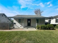 Building Photo - 209 Elm St