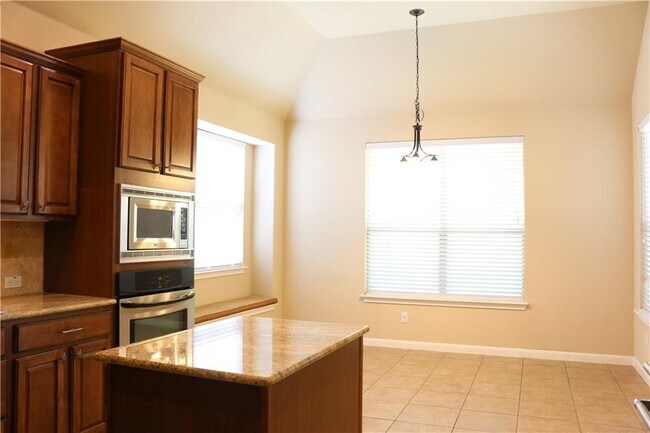 Building Photo - 2705 Prosperity