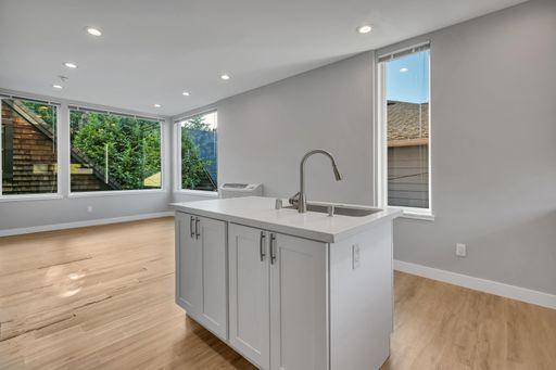 Building Photo - 9220 35th Ave SW