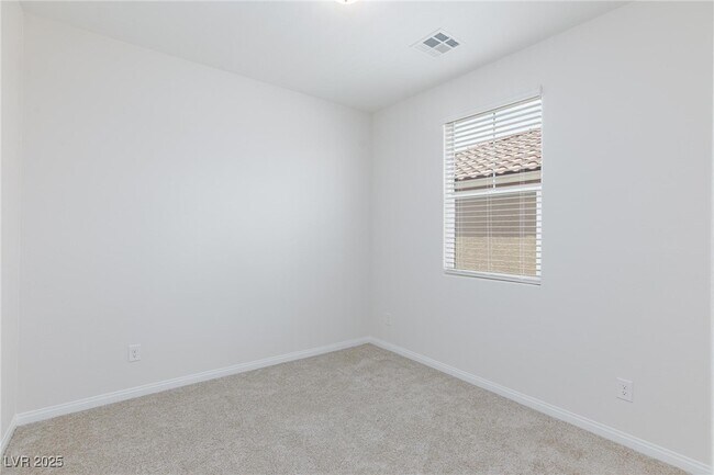Building Photo - 819 Cottonwood Hl Pl