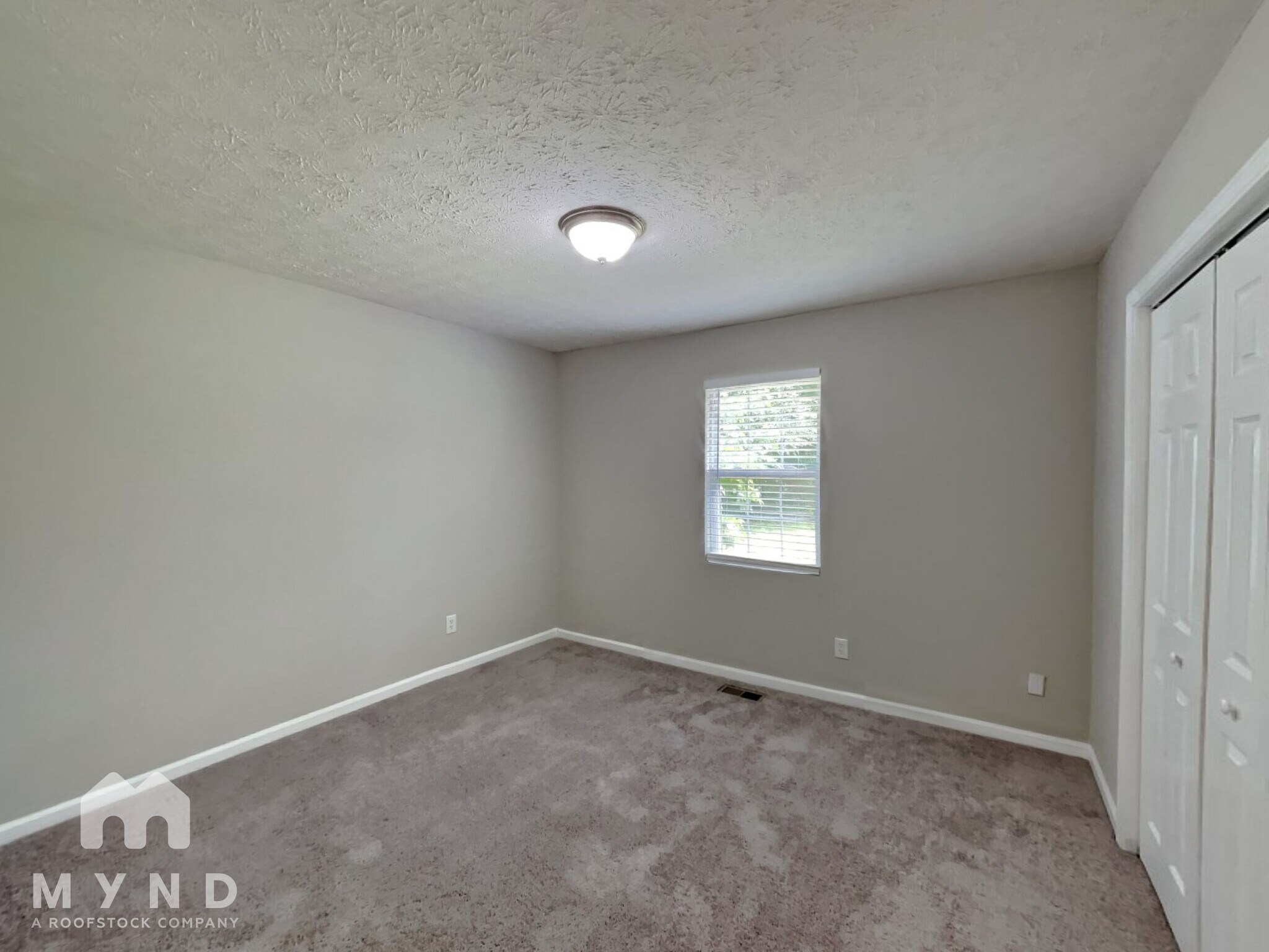 Building Photo - 62 Pinnacle Way
