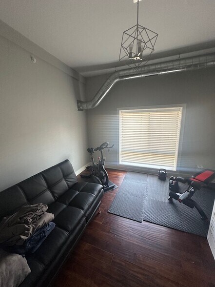 Bedroom - 830 E Main St