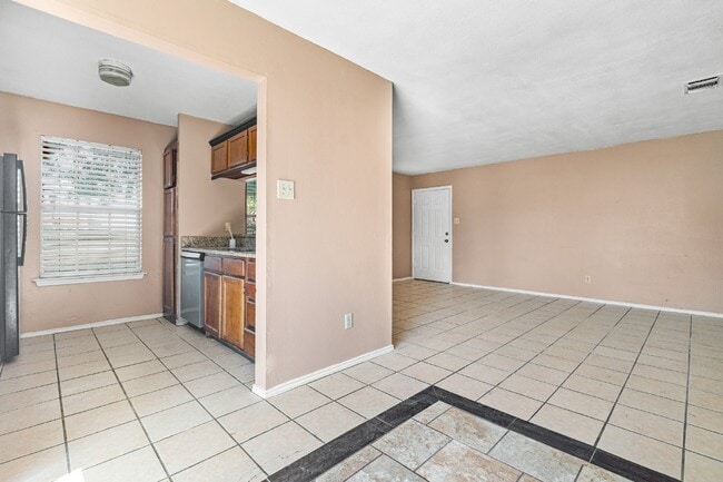 Building Photo - 5202 Gawain Dr