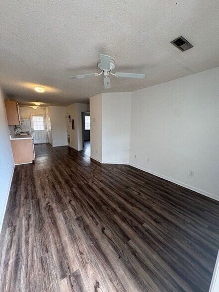 Building Photo - 2004 Tower Pl