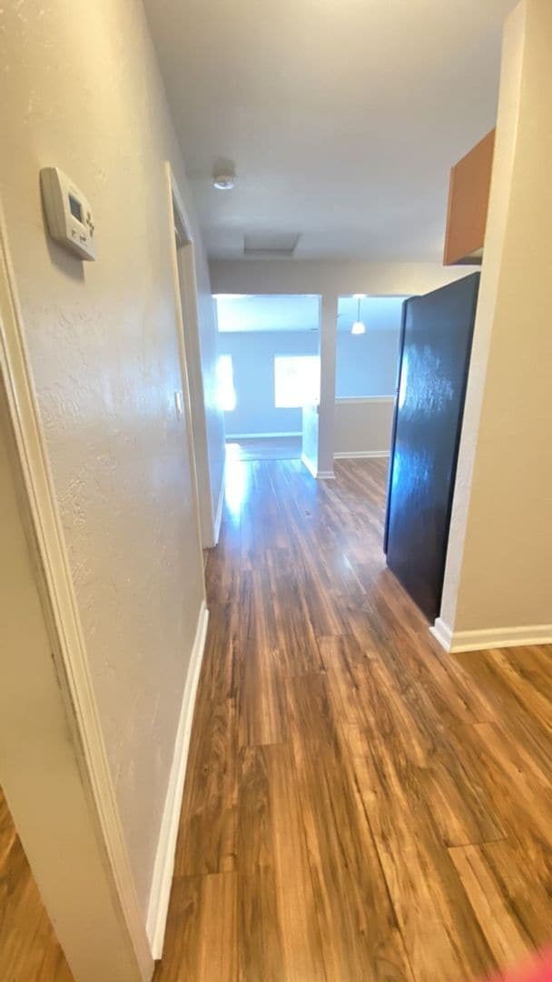 Building Photo - Adorable one bedroom one bathroom home!