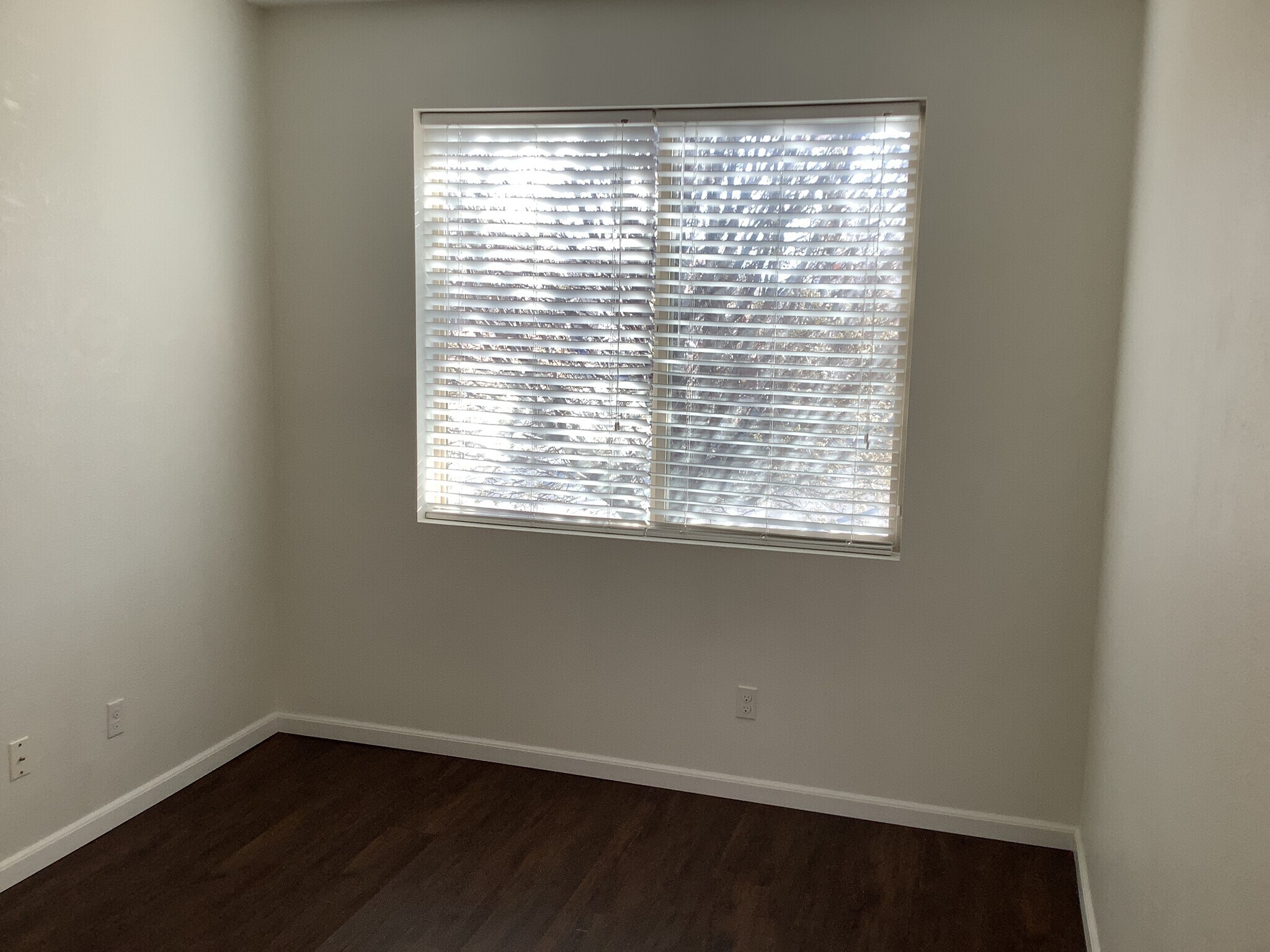 Building Photo - 6835 Old Mesa Dr NW