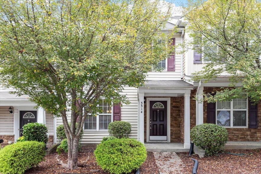 Primary Photo - 3314 Ivey Wood Ln
