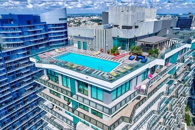 Building Photo - 1300 S Miami Ave