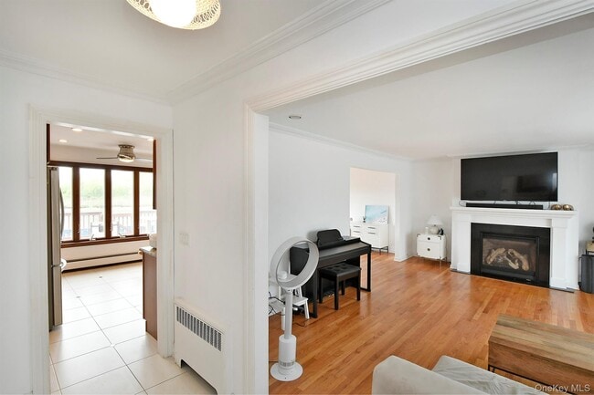 Building Photo - 3544 Woodward St