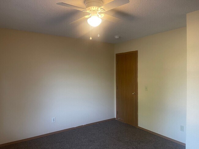 Building Photo - cli91012