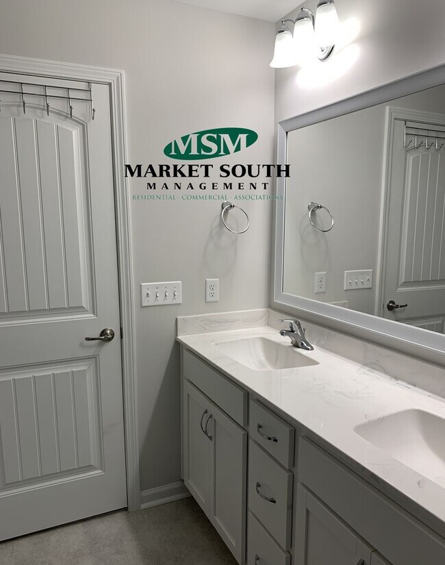 Building Photo - **APPLICATION PENDING!!!** SOUTHSIDE ~ THE COVE AT BRADLEY POINTE