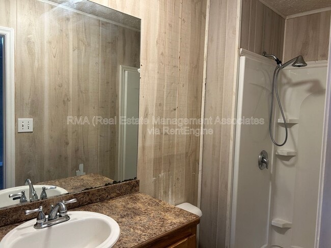 Building Photo - 543 N 9th St