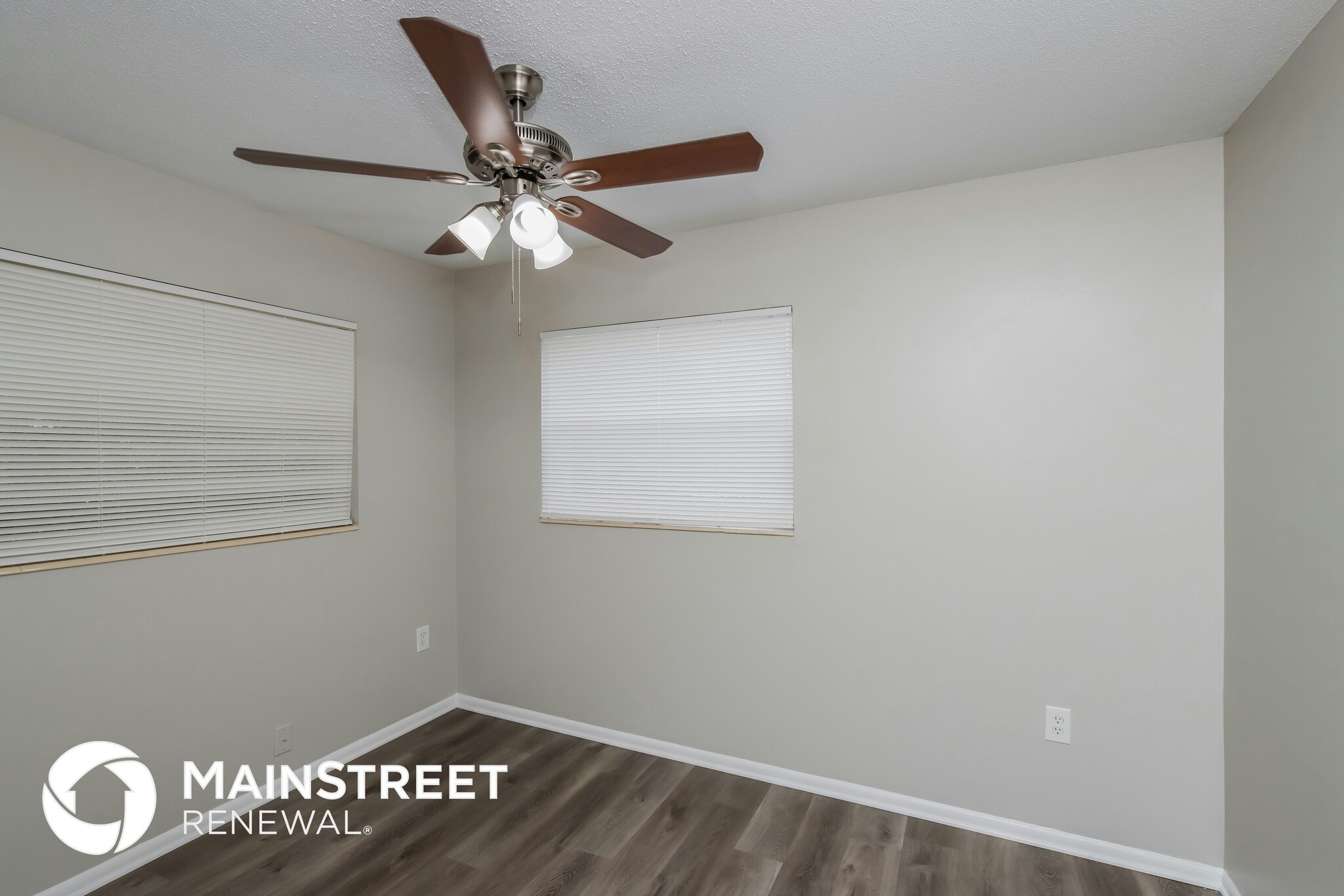 Building Photo - 1607 Albert Dr