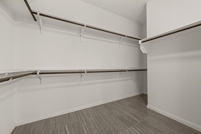 Building Photo - 604 Palmilla St