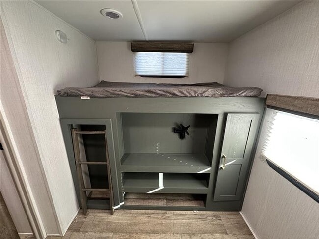 Building Photo - 17750 Hwy 155 S