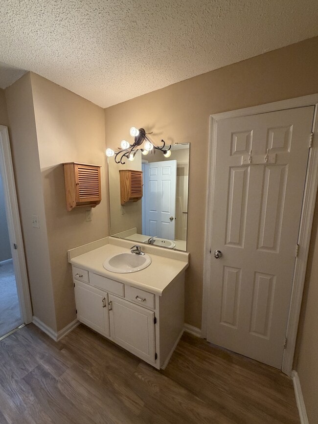 Building Photo - 2903 Cedar Creek Rd