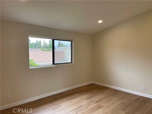 Building Photo - 23 Sunfish