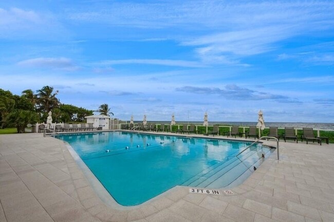 Building Photo - 333 NE 21st Ave