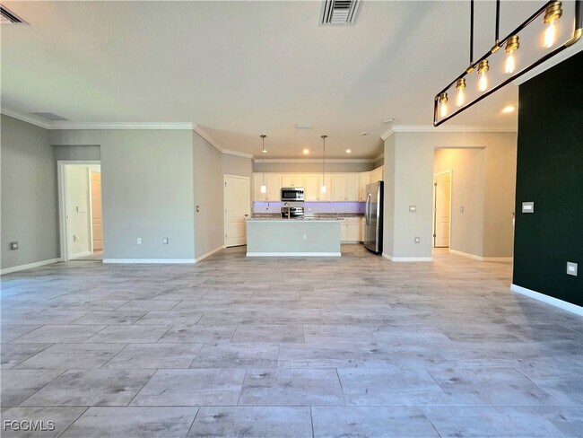 Building Photo - 11559 Shady Blossom Dr