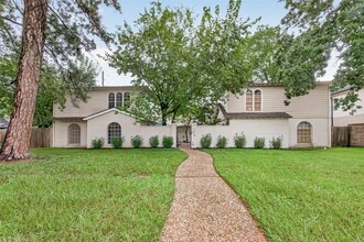 Building Photo - 14030 Cashel Forest Dr