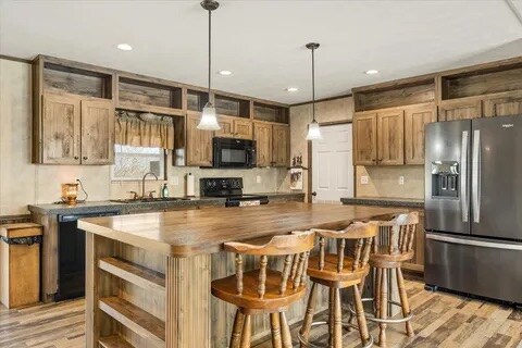Building Photo - 1750 Wildhorse Ln