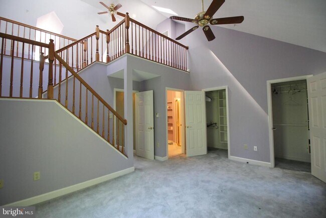 Building Photo - 6032 Kelsey Ct