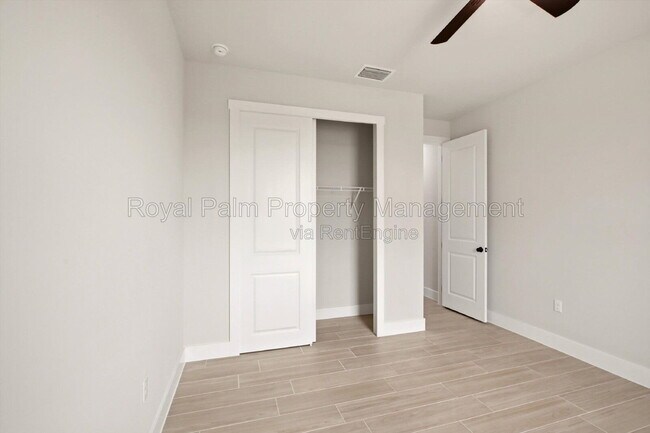 Building Photo - 2616 NW 9th Ave