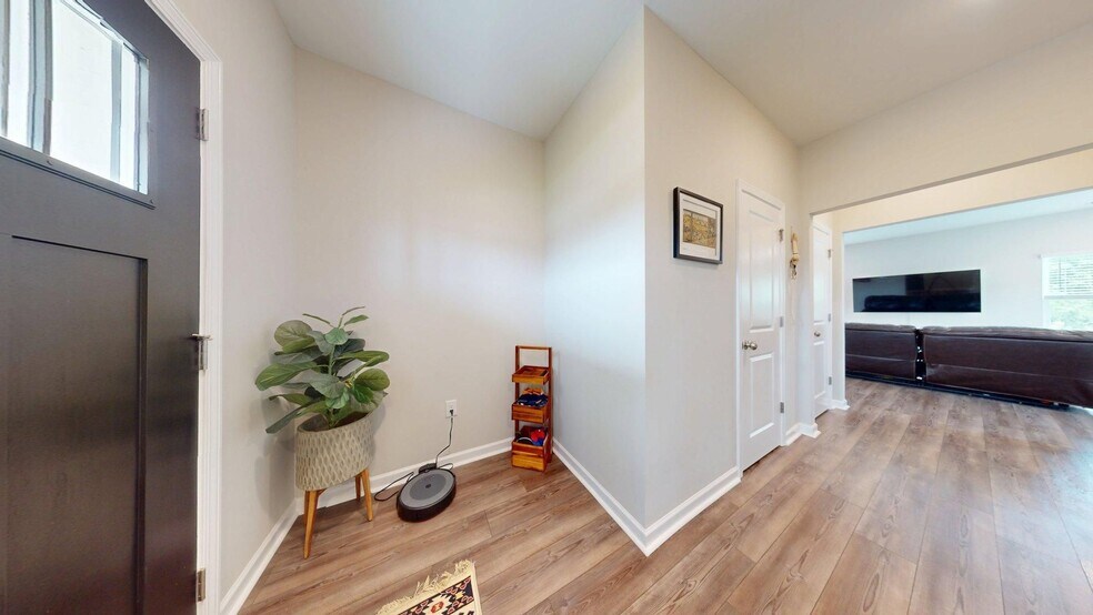 Building Photo - Towne Lakes Subdivision - Opelika