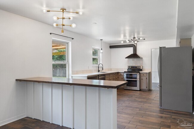 Building Photo - 4613 Pebble Creek Dr