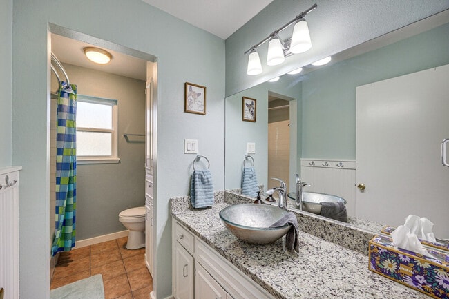 Building Photo - 8411 Brixton-SI ID1386179P