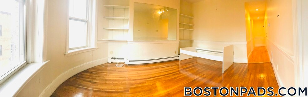 Building Photo - 6 Wait St