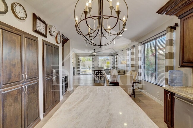 Building Photo - 40844 N Union Trail