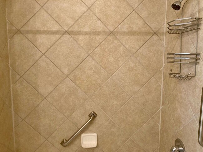 Building Photo - 11246 W Freshwater Path