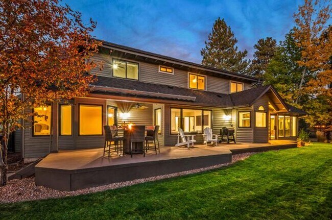 Building Photo - Beautiful Remodeled Home on Acreage!