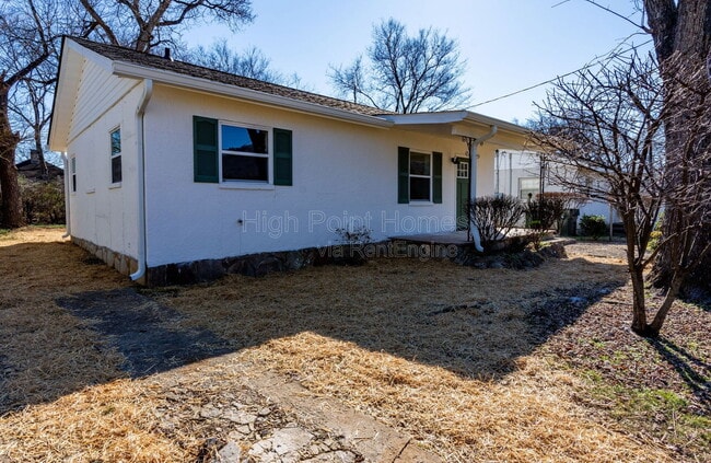 Building Photo - 3312 Tarlton Ave