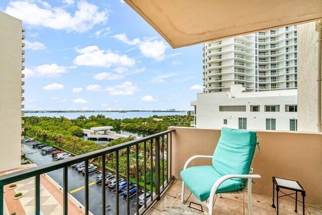 Building Photo - 4200 N Ocean Dr
